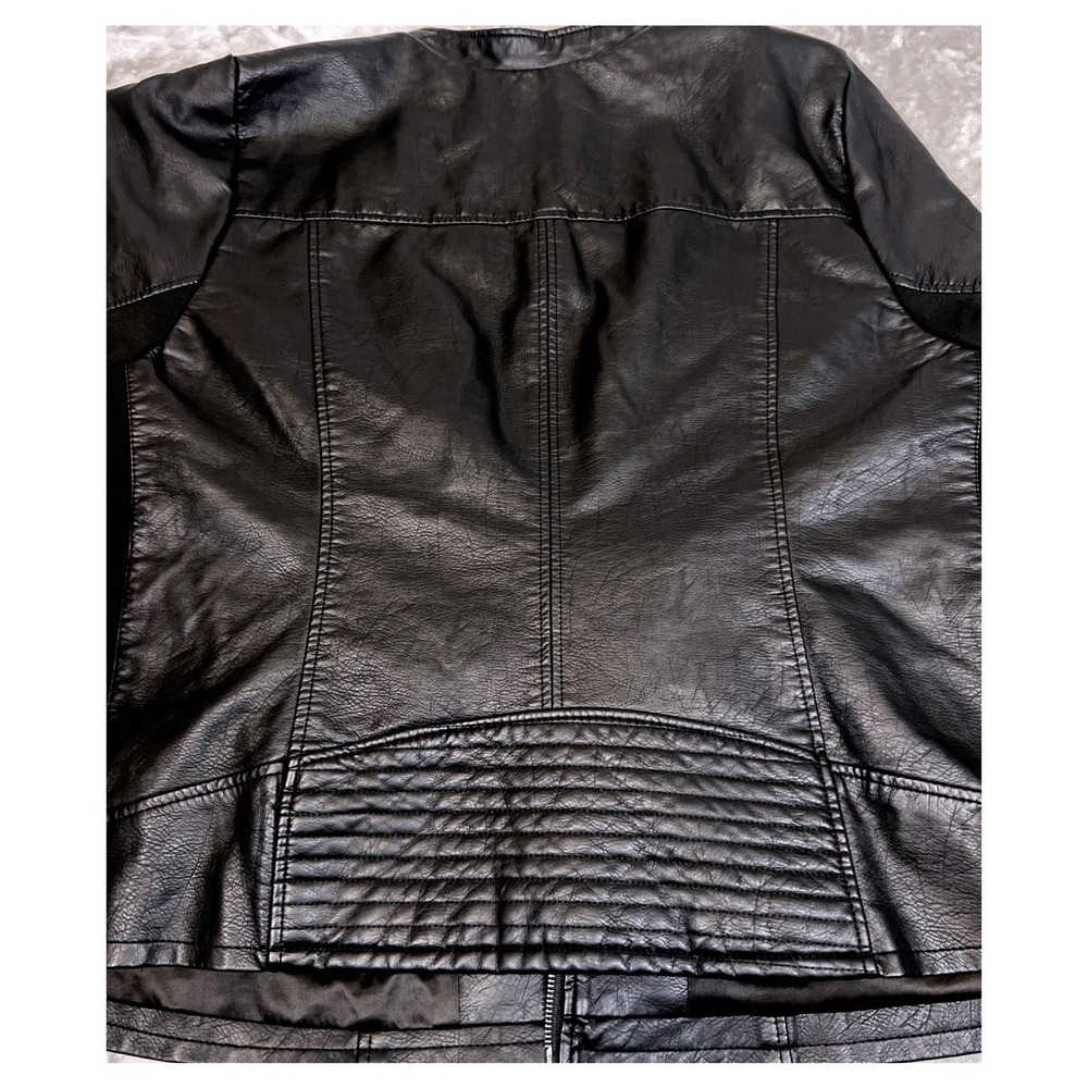 Torrid Black Faux Leather Moto Jacket Plus Size 6 Zip Pocket Minimalist Biker - Picture 6 of 16